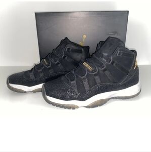- Nike Air Jordan retro 11 Heiress Black Stingray - 5.5Y